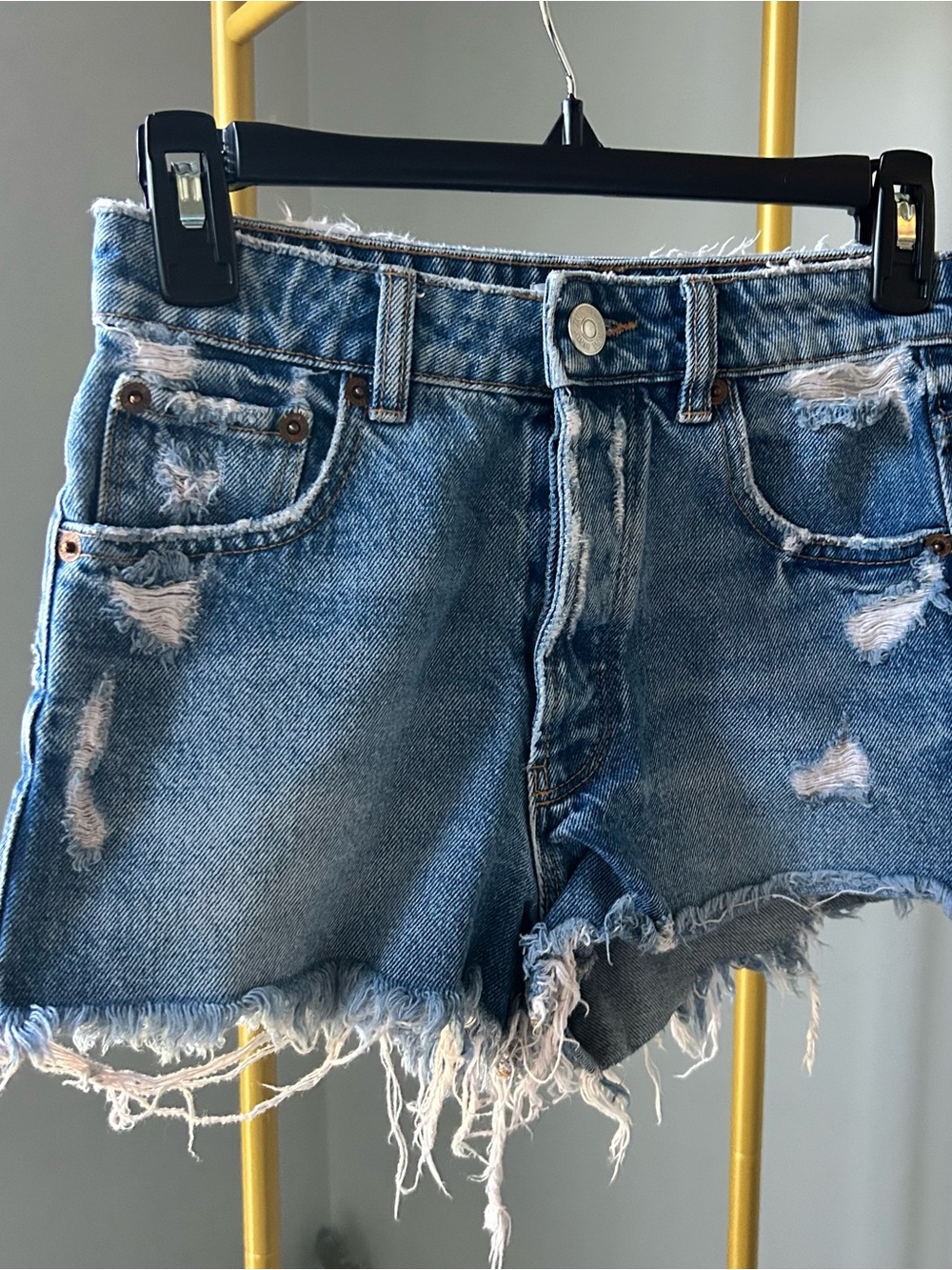 Zara festival Blue Distressed buttons fly frayed Cutoff Denim Shorts size 00 - Picture 6 of 6